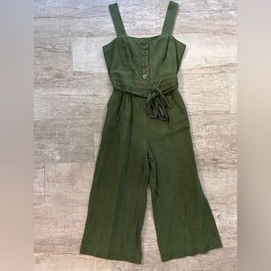 Olive green jumpsuit from Anne Taylor size 4P.
